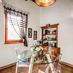 Colosseo Miracle Apartment *