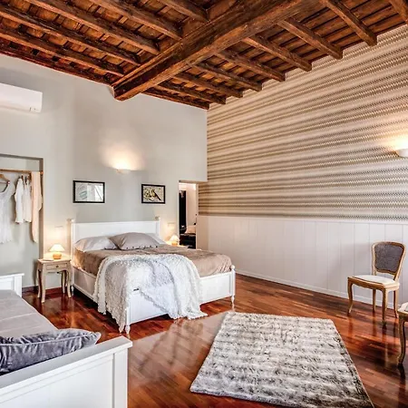 Colosseo Miracle Rom